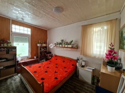 Eladó családi ház Budapest