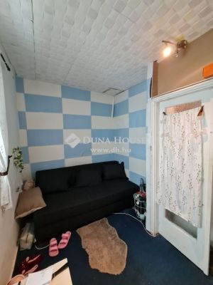 Eladó családi ház Budapest