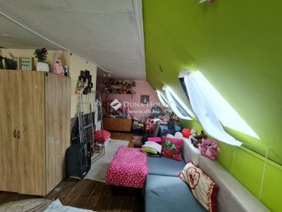 Eladó családi ház Budapest