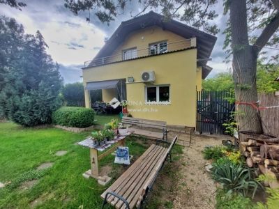 Eladó családi ház Szada