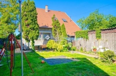 Eladó családi ház Budapest