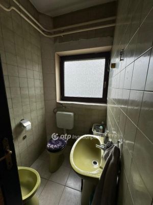 Eladó családi ház Budapest