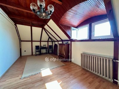 Eladó családi ház Dabas