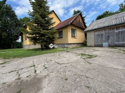 Eladó családi ház Görcsöny
