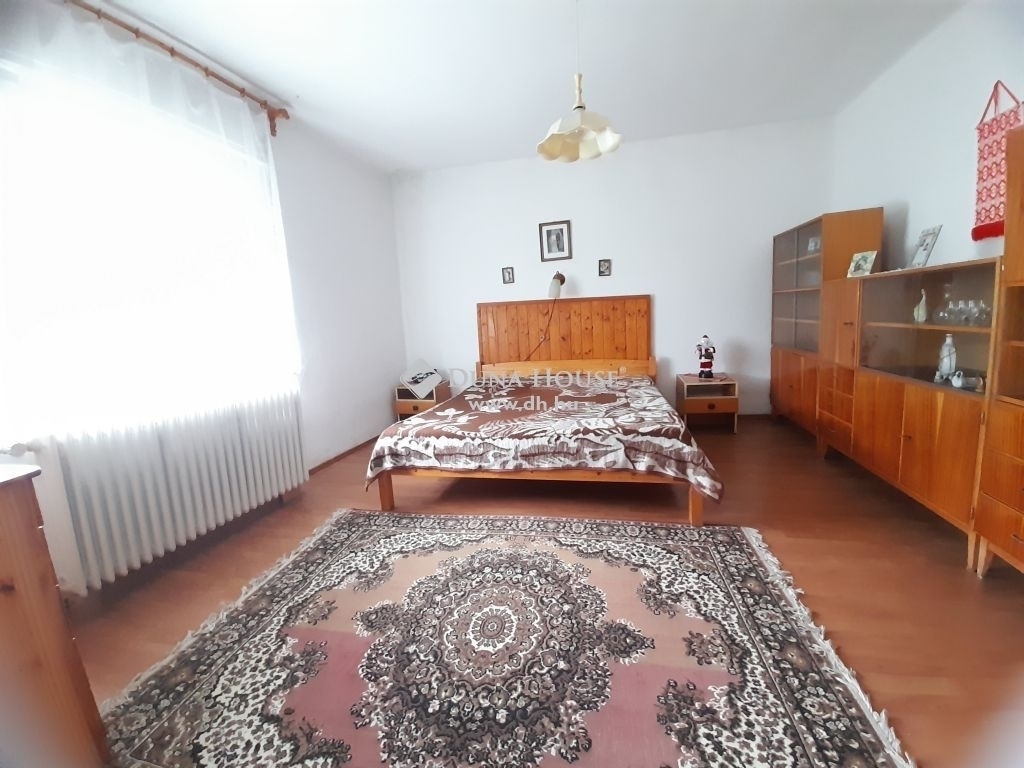 Eladó családi ház Gödöllő