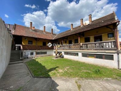 Eladó lakás Pécs