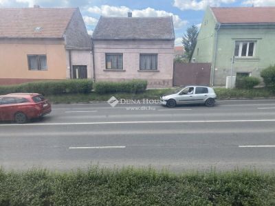 Eladó lakás Pécs