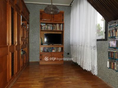 Eladó családi ház Budapest