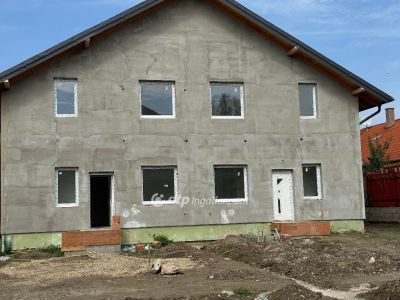 Eladó házrész Szigetszentmárton