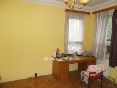 Eladó családi ház Budapest