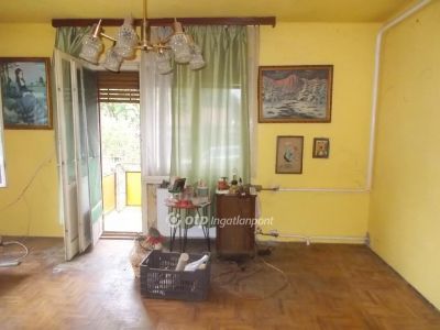 Eladó családi ház Budapest