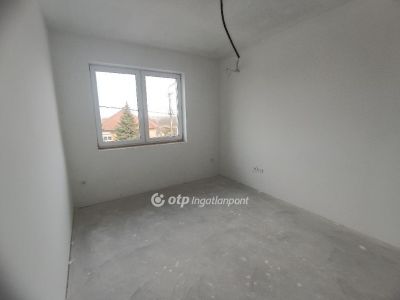 Eladó ikerház Seregélyes