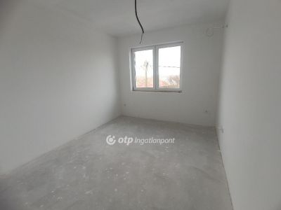 Eladó ikerház Seregélyes