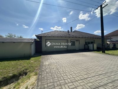 Eladó családi ház Nagyvenyim