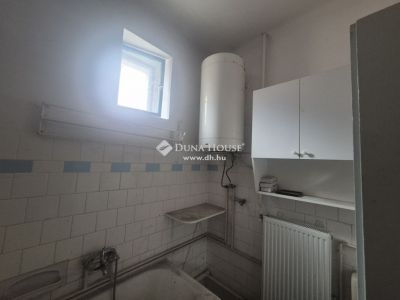 Eladó családi ház Dabas