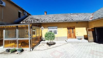 Eladó családi ház Dabas