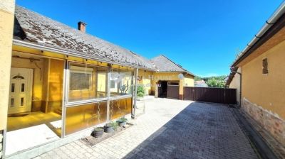 Eladó családi ház Dabas