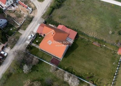 Eladó családi ház Szada
