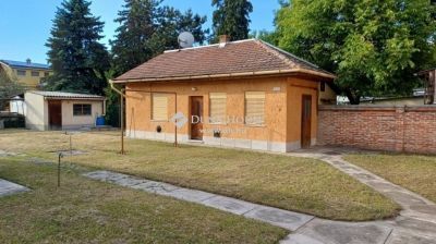 Eladó családi ház Budapest