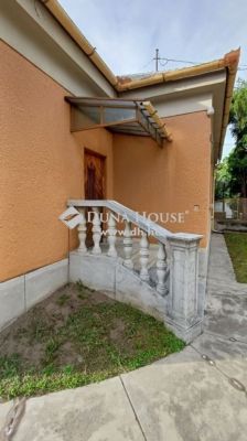 Eladó családi ház Budapest