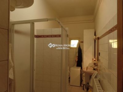 Eladó családi ház Budapest