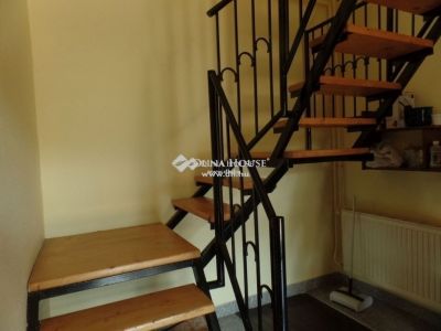 Eladó családi ház Budapest