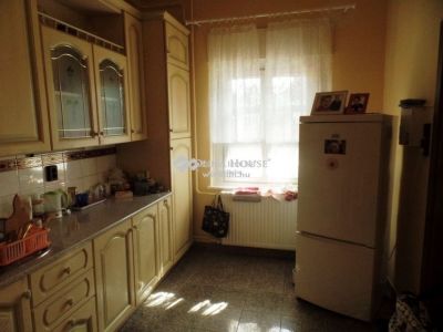Eladó családi ház Budapest