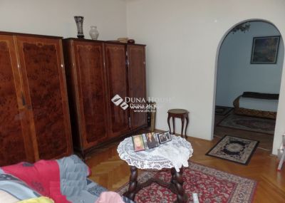 Eladó családi ház Budapest
