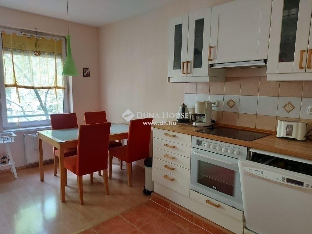 Eladó lakás Budapest