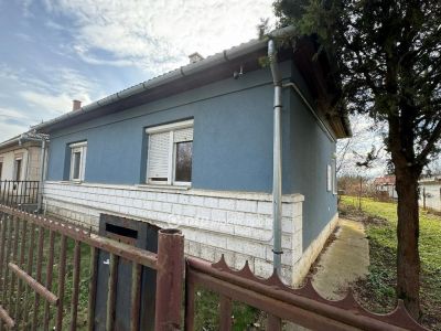 Eladó családi ház Tiszadada