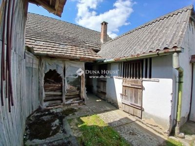 Eladó családi ház Fityeház