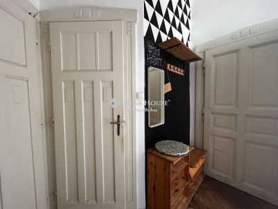 Eladó lakás Budapest