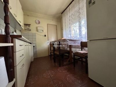 Eladó családi ház Görcsöny