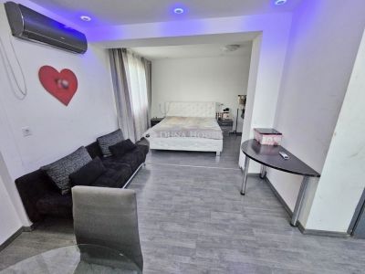 Eladó családi ház Üllő