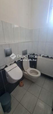 Eladó családi ház Vecsés