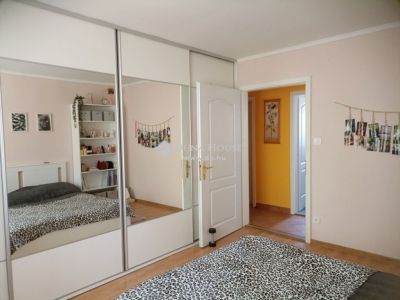 Eladó lakás Teskánd