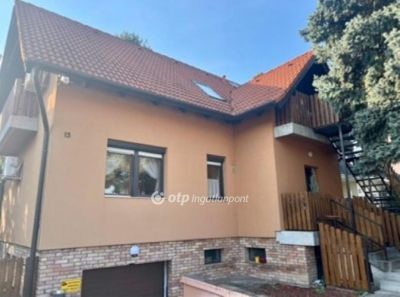 Eladó családi ház Budaörs