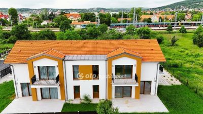Eladó ikerház Balatonfüred