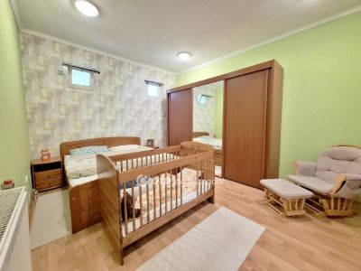 Eladó családi ház Makó