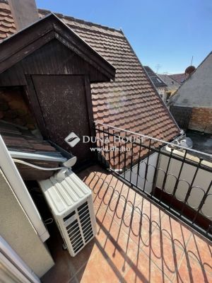 Eladó lakás Győr