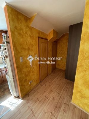 Eladó lakás Győr