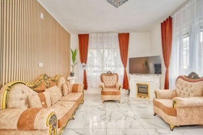 Eladó családi ház Budapest