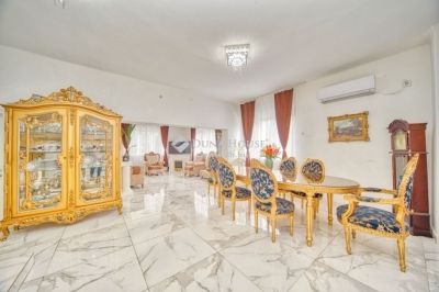 Eladó családi ház Budapest
