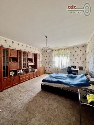 Eladó családi ház Dunaújváros