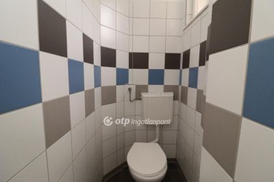 Eladó családi ház Taksony