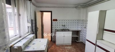 Eladó családi ház Csorna