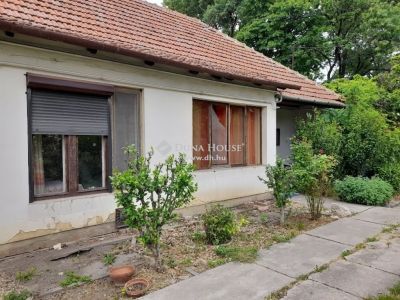Eladó családi ház Békéscsaba