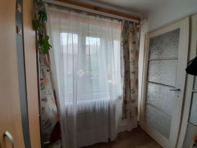 Eladó családi ház Békéscsaba