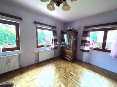 Eladó családi ház Pécs