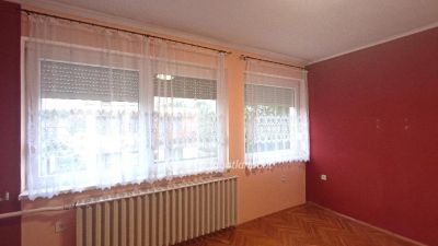 Eladó családi ház Jászfényszaru